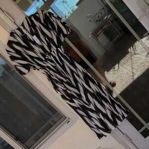 Banana Republic Black and Cream Geometric Dress